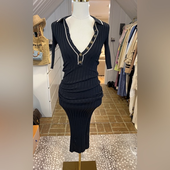 Showpo Dress - Picture 2 of 6